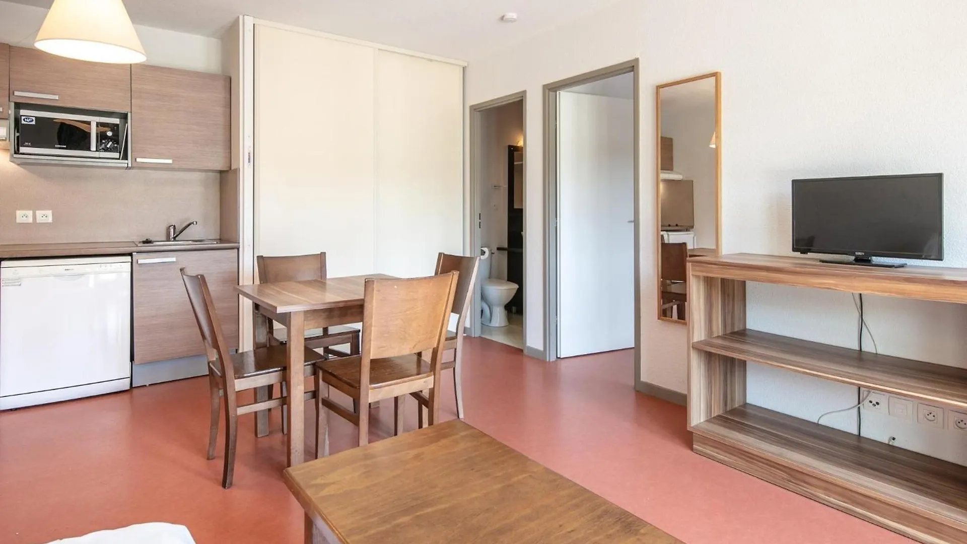Apartment With Shuttle Bus To The Ski Lift Gresse-en-Vercors France